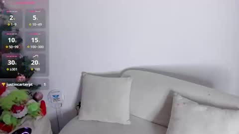  Isa Goddes  online show from 12/22/25, 11:02