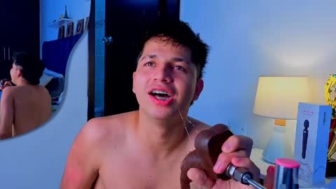 Issac online show from 04/18/26, 04:27