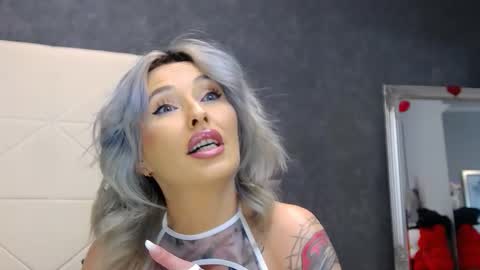 IssaSmyth online show from 02/20/26, 04:40