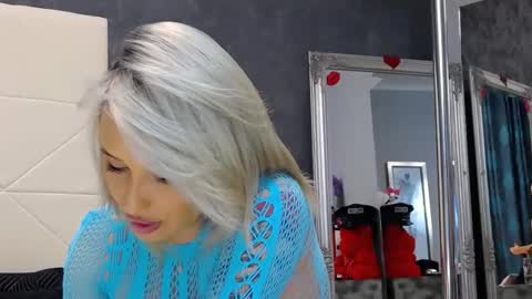 IssaSmyth online show from 03/17/26, 05:05