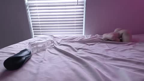 Iss femboy  full exclusive vids  online show from 03/26/26, 03:50