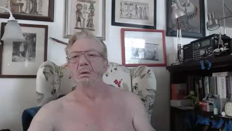 ImYourBitch online show from 03/24/26, 07:08