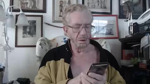 ImYourBitch online show from 04/12/26, 06:35