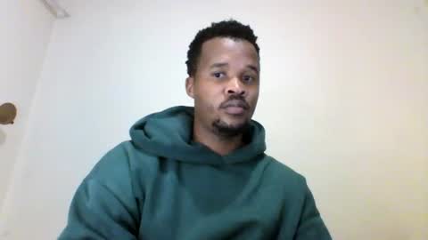 Snapshot of iswingallways chatting on 07/20/26, 07:27 Dilf online show from 07/20/26, 07:27