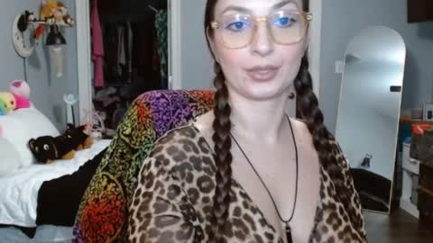 Bella Bloom online show from 02/03/25, 01:41