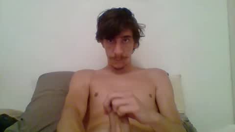 Snapshot of italianboy2894 chatting on 10/15/25, 01:22 italianboy2894 online show from 10/15/25, 01:22