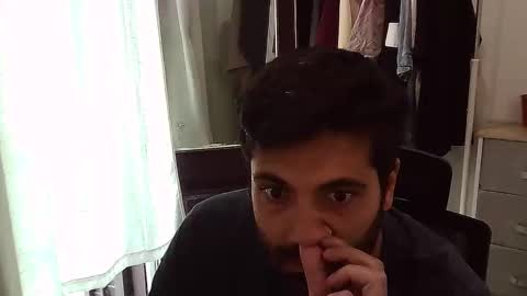 italianboybcn online show from 10/02/25, 07:48