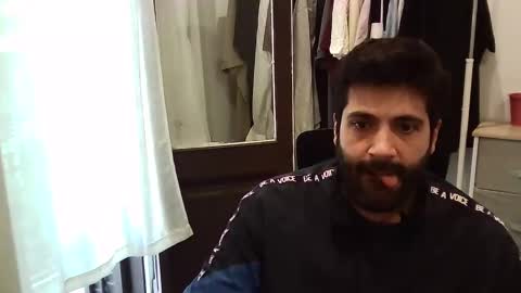 italianboybcn online show from 10/03/25, 06:54