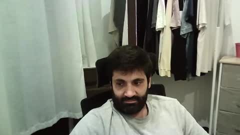 italianboybcn online show from 10/07/25, 07:11