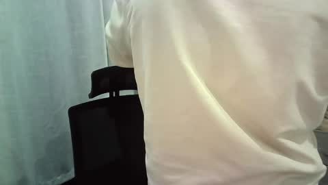 italianboybcn online show from 10/29/25, 06:53