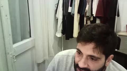 italianboybcn online show from 11/20/25, 07:02