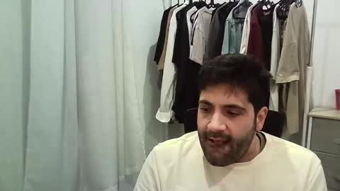 italianboybcn online show from 01/13/26, 06:29