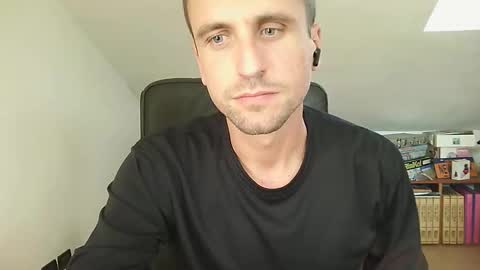 italiano116116 online show from 10/13/25, 08:47