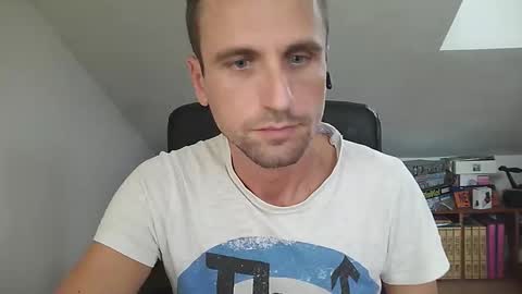 italiano116116 online show from 10/14/25, 08:37