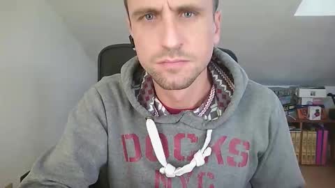 italiano116116 online show from 11/27/25, 09:22