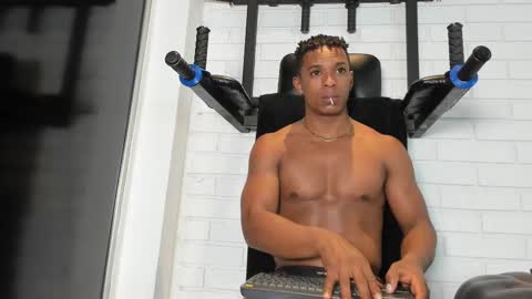 Italo Moore online show from 09/16/25, 12:06