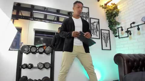 Italo Moore online show from 01/08/26, 01:02