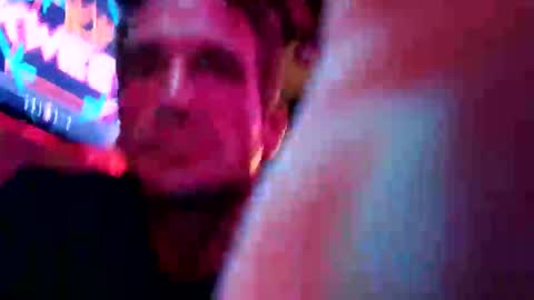 itchey506193 online show from 10/20/25, 03:40