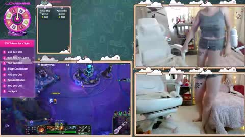 ithuriella online show from 10/27/25, 04:55