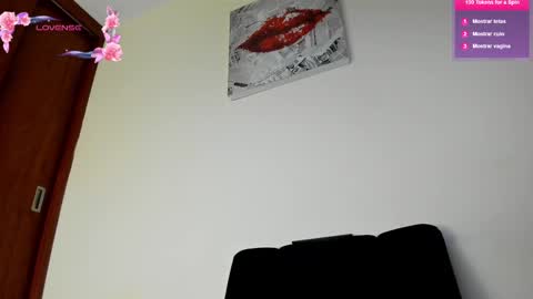 Snapshot of its__angelica_ chatting on 03/11/25, 07:03 Angelica online show from 03/11/25, 07:03