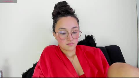 Snapshot of its__angelica_ chatting on 10/03/25, 07:00 Angelica online show from 10/03/25, 07:00