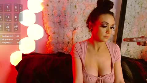 Snapshot of its_allixo chatting on 02/06/25, 01:27 Alli online show from 02/06/25, 01:27