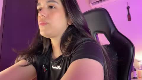 Snapshot of its_bunnyy chatting on 02/28/26, 12:55 K A R I online show from 02/28/26, 12:55