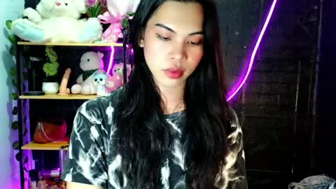 its_chloe20 online show from 06/03/26, 08:14