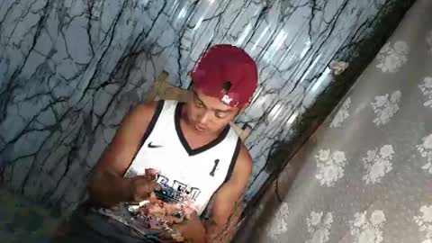 Snapshot of its_davexx chatting on 04/13/26, 08:09 dave online show from 04/13/26, 08:09