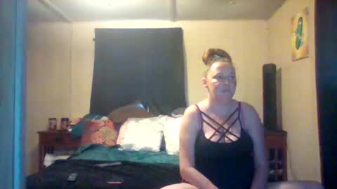 Snapshot of its_kimber chatting on 04/20/26, 03:26 its kimber online show from 04/20/26, 03:26