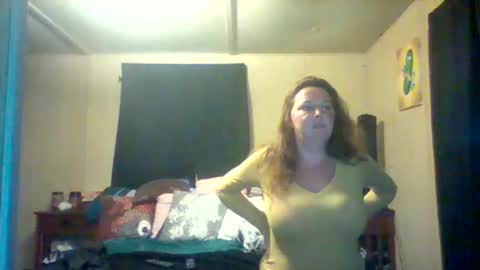 Snapshot of its_kimber chatting on 04/21/26, 01:06 its kimber online show from 04/21/26, 01:06