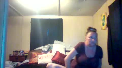 Snapshot of its_kimber chatting on 05/08/26, 02:22 its kimber online show from 05/08/26, 02:22