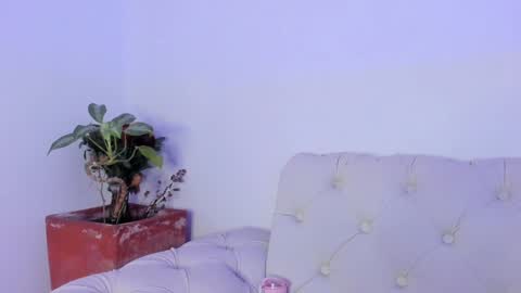 Snapshot of its_marie chatting on 12/22/24, 02:27 Maria online show from 12/22/24, 02:27