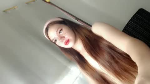 EZZIE online show from 01/26/25, 02:03