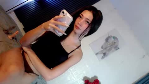its_me_luna1111 online show from 03/05/26, 09:38