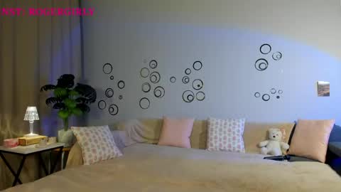 Nicki online show from 05/27/26, 07:11