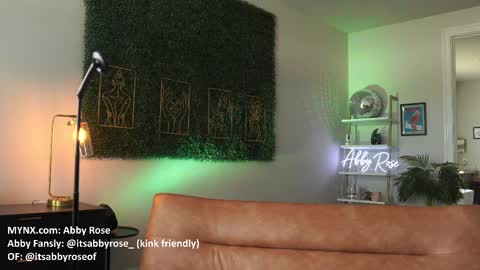 Abby Rose online show from 12/22/25, 07:22