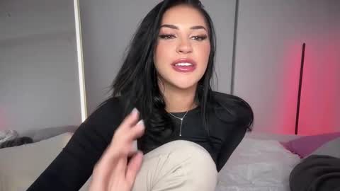 Snapshot of itskassielee chatting on 02/16/25, 03:47 itskassielee online show from 02/16/25, 03:47