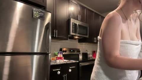 itsKaylaaa online show from 06/11/26, 02:53