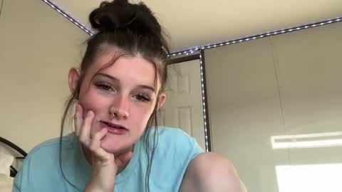 itsKaylaaa online show from 06/16/26, 12:35