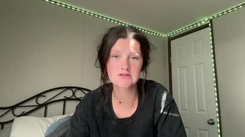 itsKaylaaa online show from 07/01/26, 12:45