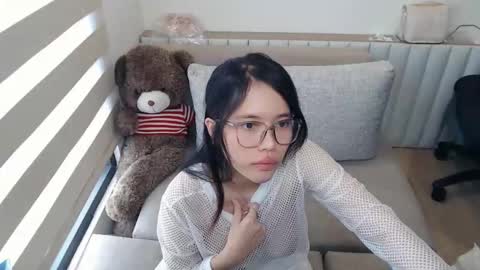 Snapshot of itskittyy chatting on 10/26/25, 08:53 itskittyy online show from 10/26/25, 08:53