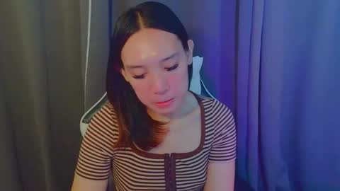 itsmehotqueen online show from 11/30/25, 01:42