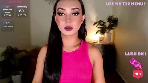 Snapshot of itsmesofiaa69 chatting on 05/10/26, 09:14 Sofia online show from 05/10/26, 09:14