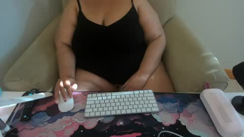 EBONYBBW online show from 06/16/26, 10:34