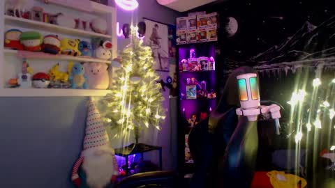 Snapshot of itsnickibabyy chatting on 12/23/24, 12:35 Nicki Foxx online show from 12/23/24, 12:35