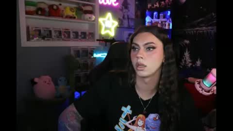 Snapshot of itsnickibabyy chatting on 02/15/25, 03:42 Nicki Foxx online show from 02/15/25, 03:42