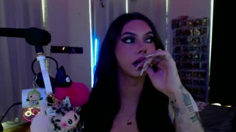 Nicki Foxx online show from 05/15/26, 12:17