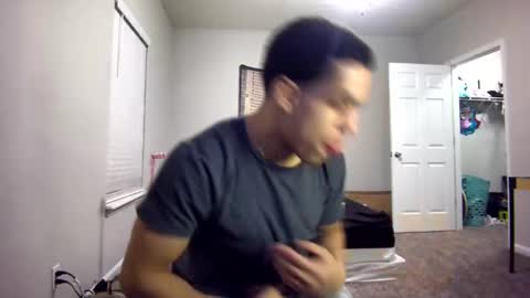 Snapshot of itstarzan chatting on 01/11/25, 04:27 TARZAN online show from 01/11/25, 04:27