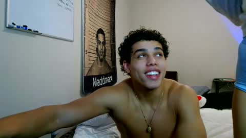 Snapshot of itstarzan chatting on 10/01/25, 02:28 TARZAN online show from 10/01/25, 02:28